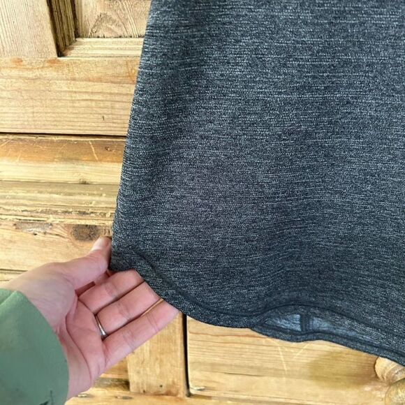 Lululemon 6 (?) Silver Gray Racerback Tank Top Seawheeze - Rare - Picture 5 of 9